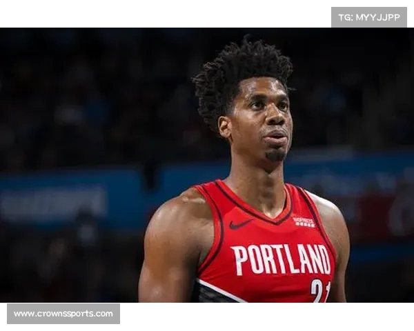 自由人王牌伤愈复出首秀砍下15分 为新赛季注入强劲动力 自由人王牌伤愈复出首秀砍下15分 为新赛季注入强劲动力