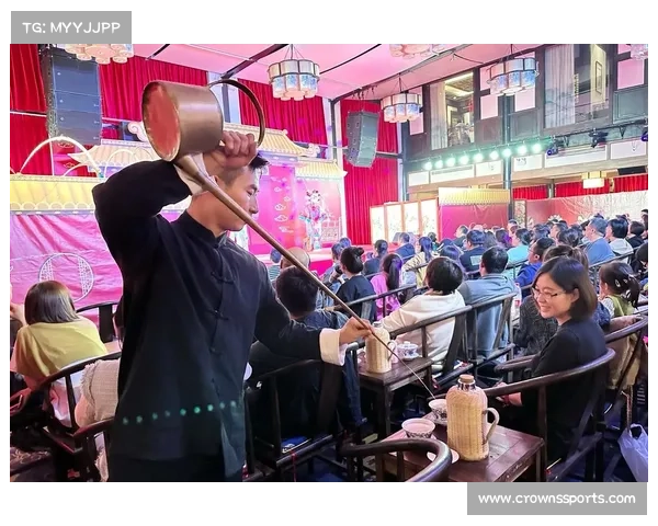 保加利亚选手成都学变脸 峨眉杯创新设置文化体验学分